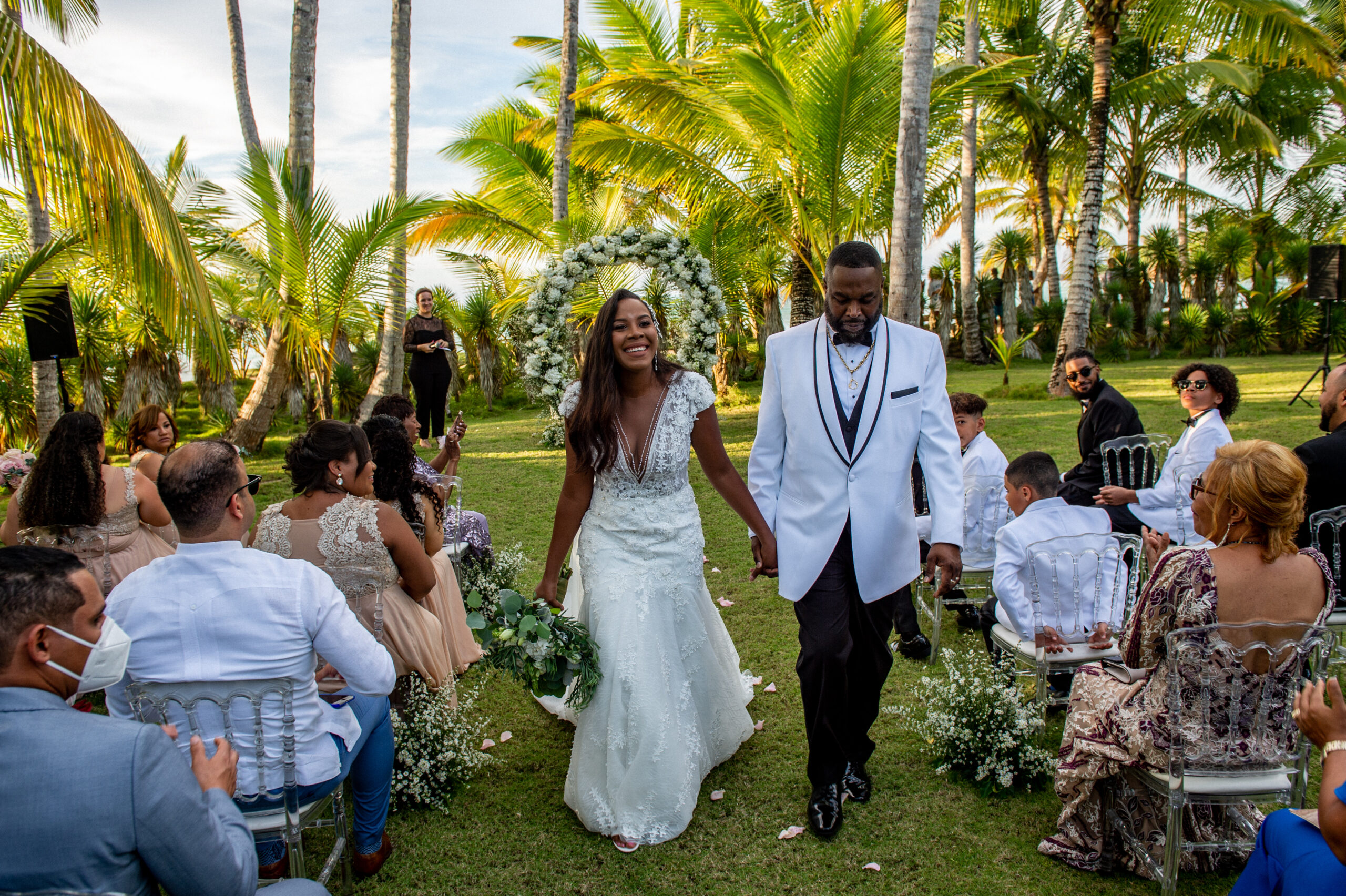 5 Benefits You Get If You Choose A Symbolic Ceremony In Dominican 